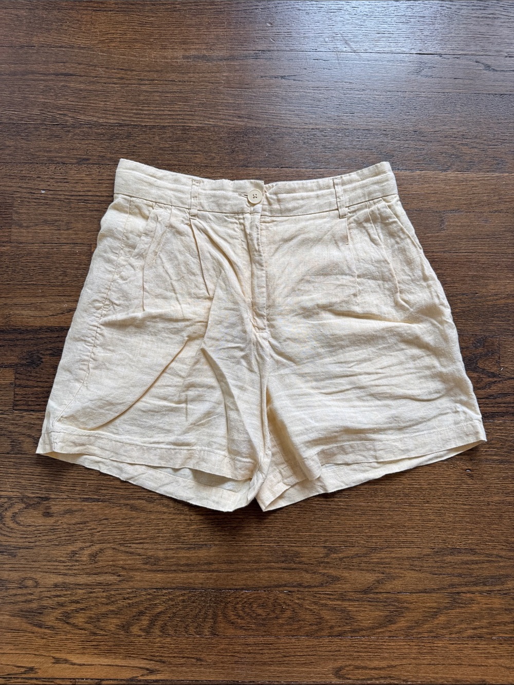Wilfred Chariot Linen Shorts